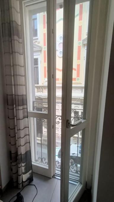Апартаменты Centro Storico Piazza Vittoria Павия Экстерьер фото